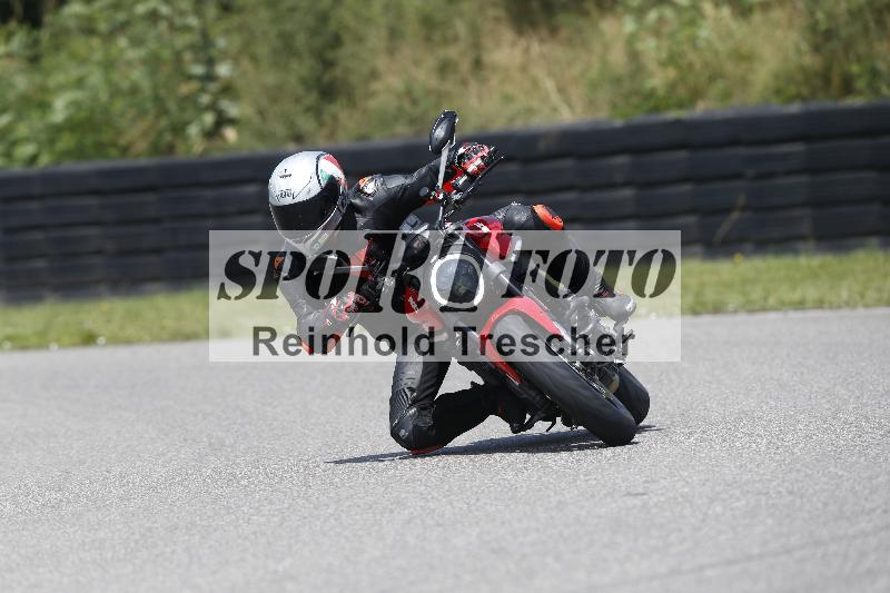 /27 12.06.2025 Ducati Schweiz Trackday Warmup  ADR/gelb-jeaune/ohne
